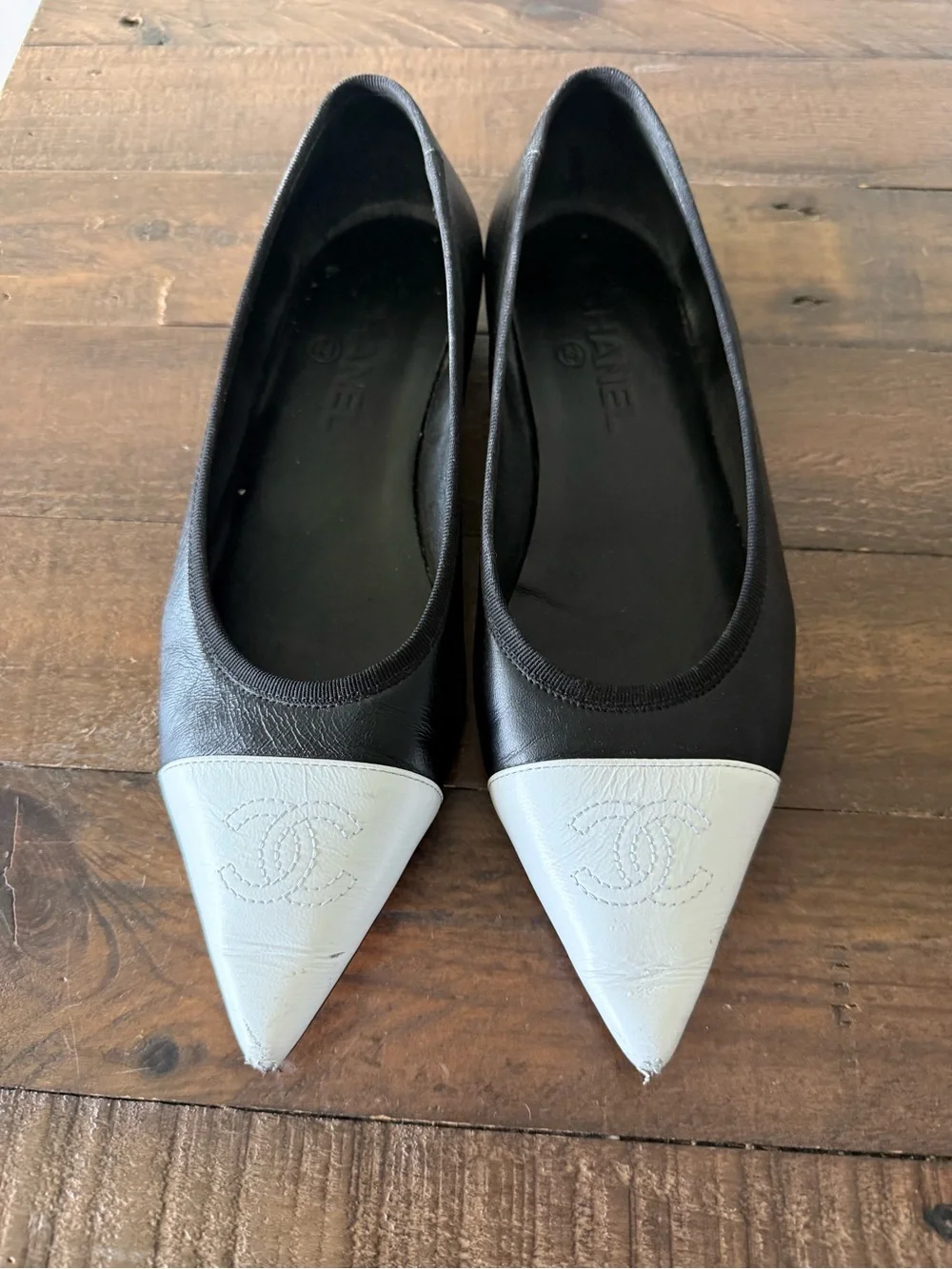 CHANEL Black Leather Flats with White Pointed Cap Toe Blazy collection 8.5